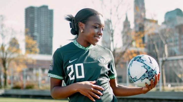 Super Falcons star Michelle Alozie reacts to rumors of dating BBNaija’s Neo Akpofure